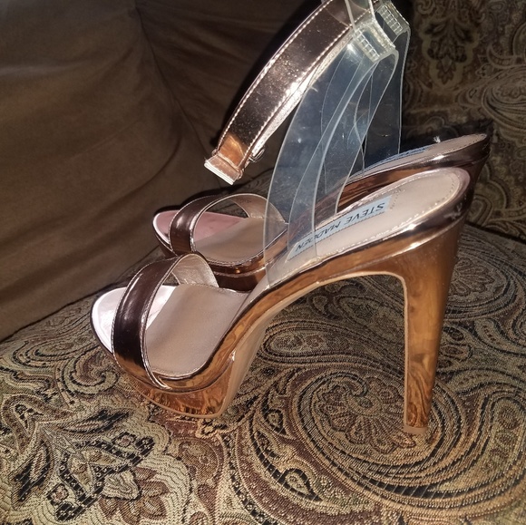 Platform Sandals - Picture 2 of 5
